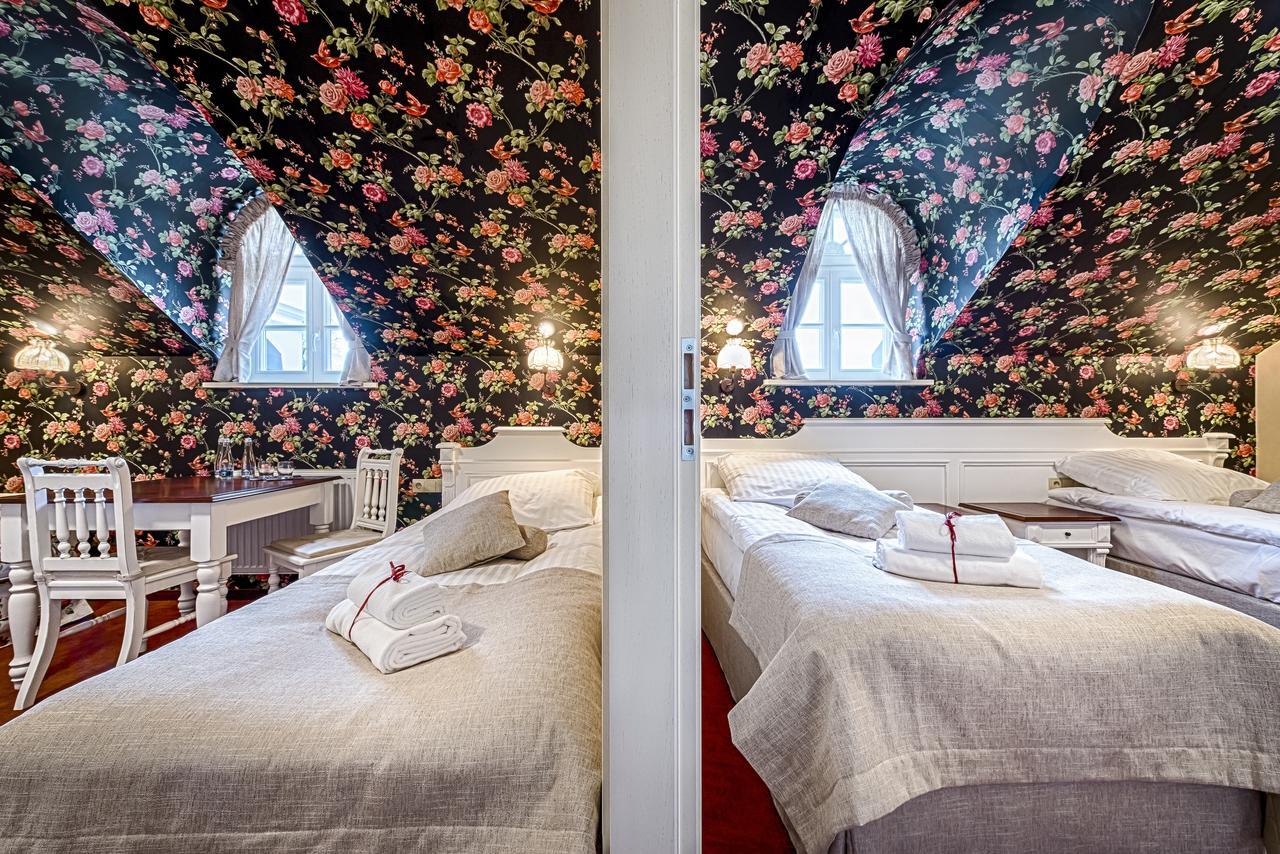 Hotel Dwor Fijewo Голюб-Добжинь Экстерьер фото